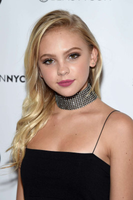Jordyn Jones pic #923333