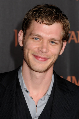 Joseph Morgan pic #640925
