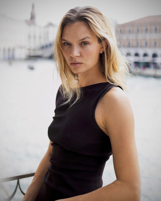 Josephine Skriver pic #1359817