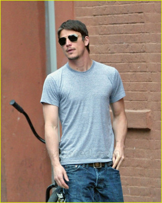 photo 29 in Josh Hartnett gallery [id119094] 2008-12-05 00:00:00