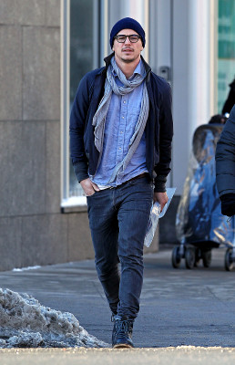 photo 3 in Josh Hartnett gallery [id333603] 2011-01-25 00:00:00