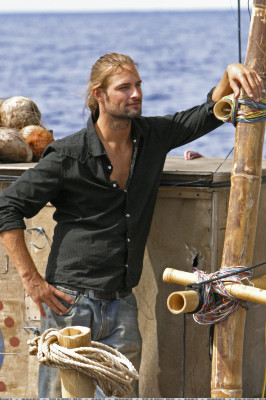 photo 5 in Josh Holloway gallery [id65743] -0001-11-30 00:00:00
