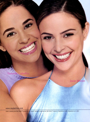 Josie Maran pic #242716
