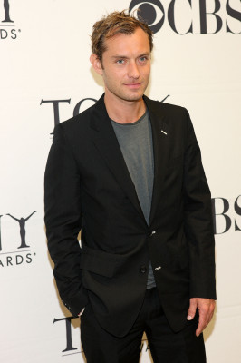 Jude Law pic #427111