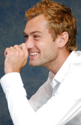 Jude Law pic #427003
