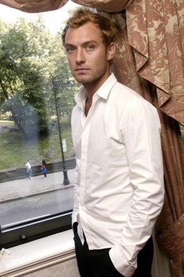 Jude Law pic #45163