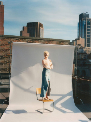 Julia Garner pic #1210211