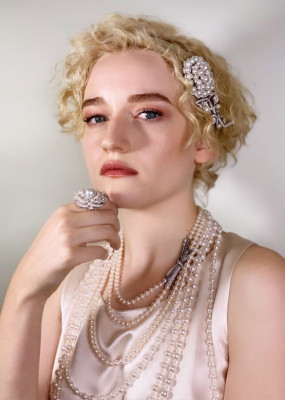 Julia Garner pic #1234454