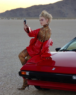 Julia Garner pic #1233619