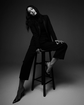 Julia Jones pic #1292570
