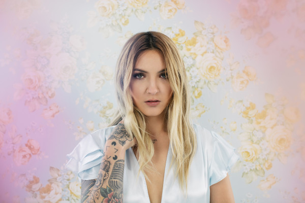 photo 4 in Julia Michaels gallery [id1011362] 2018-02-21 00:00:00