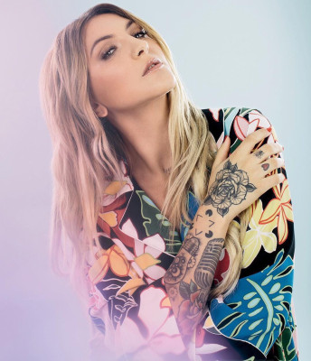 Julia Michaels pic #1011365