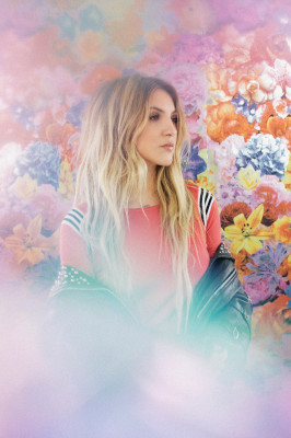 Julia Michaels pic #1011363