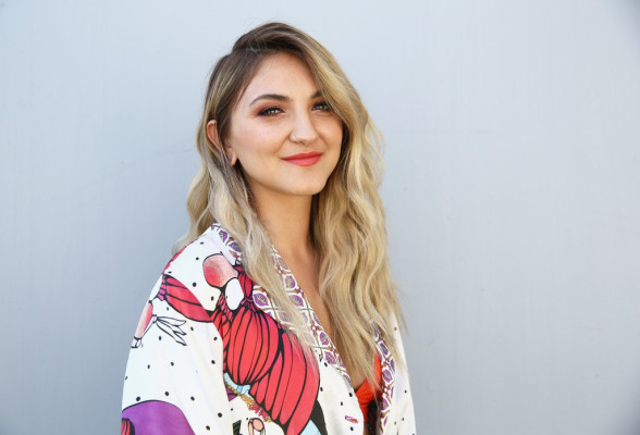 Julia Michaels pic #1009701