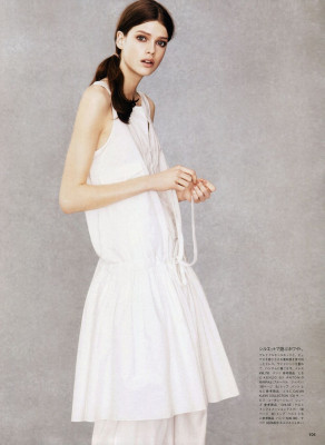 Julia Saner pic #381908