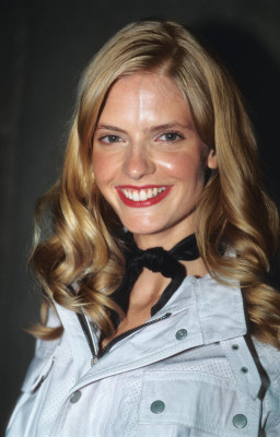 Julia Stegner pic #146301