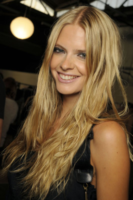 Julia Stegner pic #185703