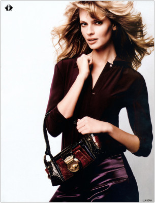 Julia Stegner pic #161566