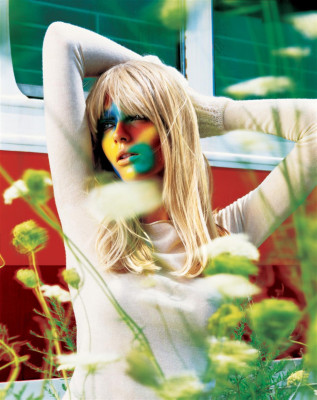 Julia Stegner pic #229667