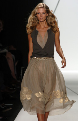 Julia Stegner pic #20695