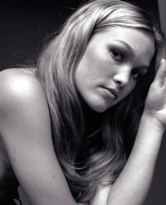photo 13 in Julia Stiles gallery [id86257] 2008-05-18 00:00:00