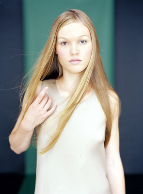 Julia Stiles pic #226266