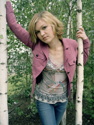 photo 22 in Julia Stiles gallery [id199817] 2009-11-13 00:00:00
