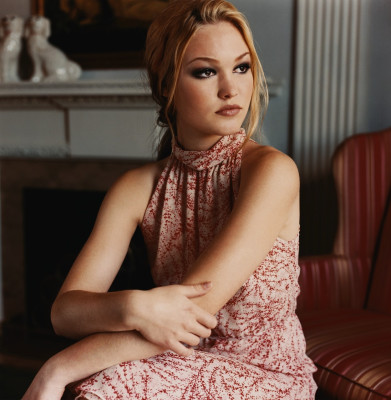 photo 18 in Julia Stiles gallery [id215373] 2009-12-17 00:00:00