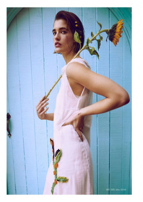 Julia Van Os pic #1215416