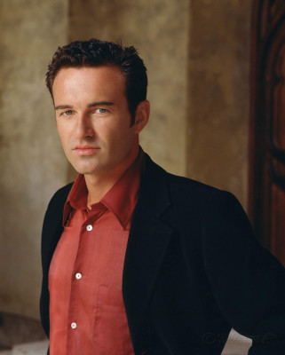 Julian McMahon pic #247480