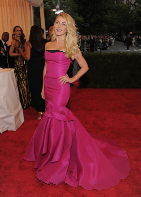 Julianne Hough pic #498938