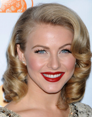 Julianne Hough pic #427987