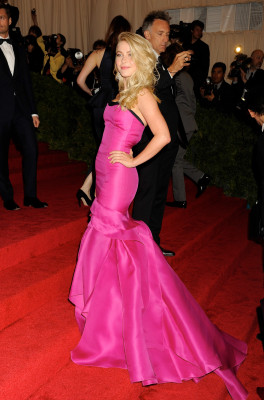 Julianne Hough pic #498939