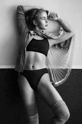 Julianne Hough pic #498943