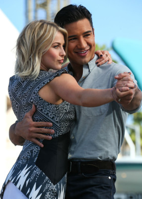 Julianne Hough pic #643980