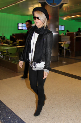Julianne Hough pic #580821