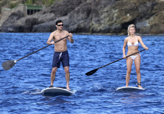 Julianne Hough pic #569475
