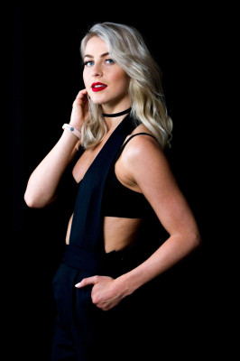 Julianne Hough pic #864906
