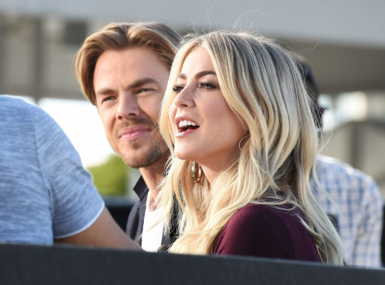 Julianne Hough pic #915013