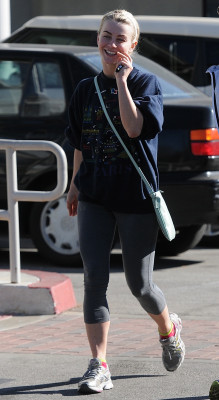 Julianne Hough pic #660318