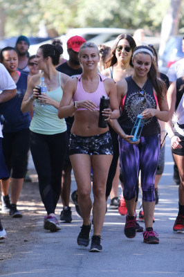 Julianne Hough pic #865529