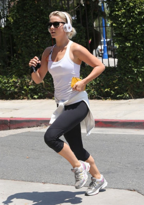 Julianne Hough pic #628779