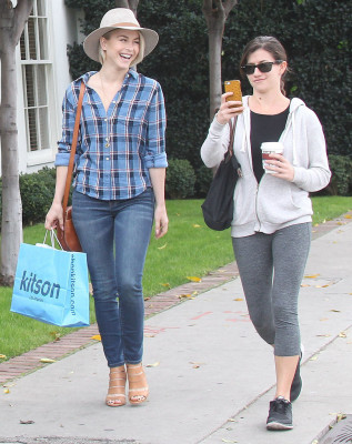 Julianne Hough pic #748491
