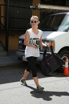 Julianne Hough pic #600006