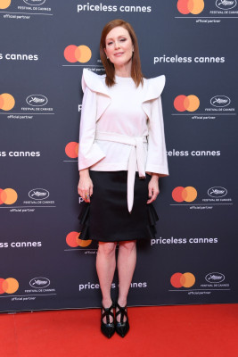Julianne Moore pic #1136077
