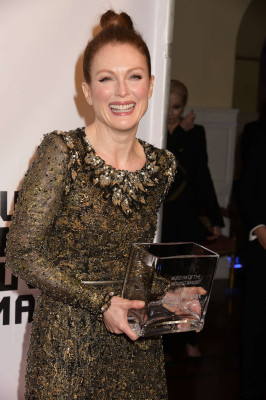 Julianne Moore pic #755337