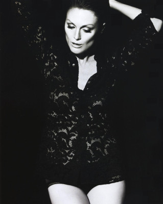 Julianne Moore pic #107493