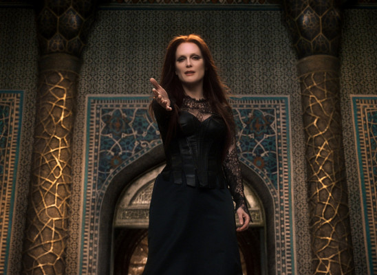 Julianne Moore pic #760905