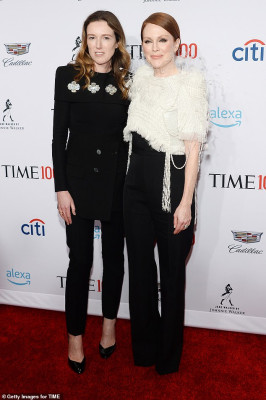 Julianne Moore pic #1125211