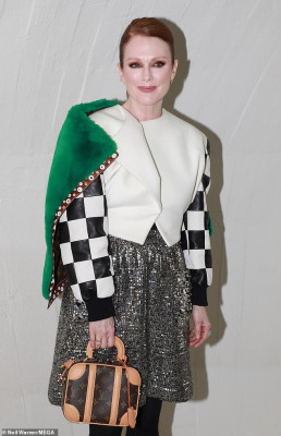 Julianne Moore pic #1132297